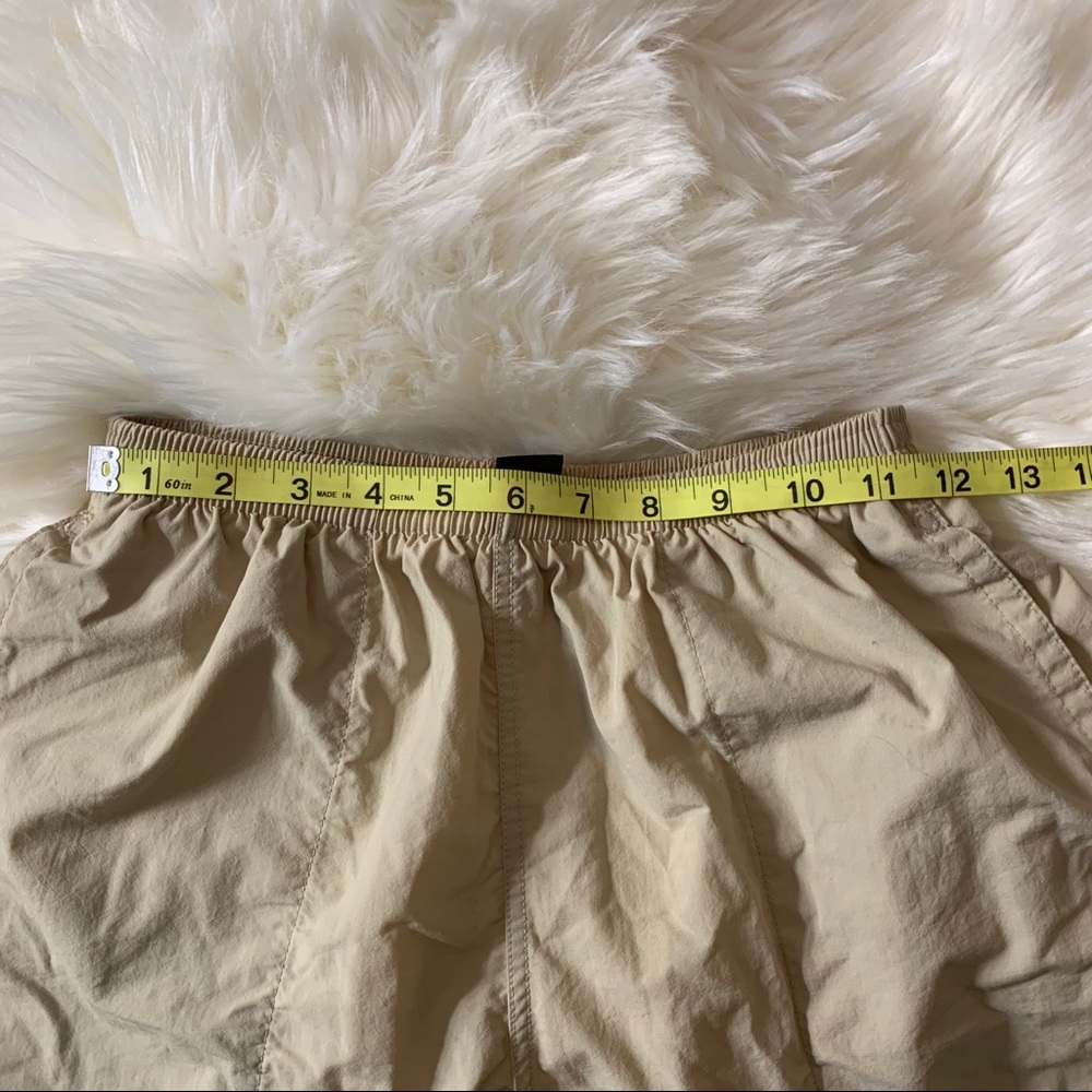 Patagonia Baggies in Khaki Sz Xs Like New - Picture 6 of 7